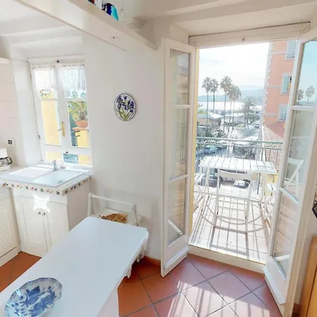 5vv - Grand 2p Dans La Vieille Avec Terrasse Vue Menton